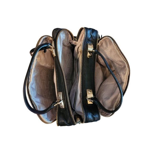 Badgley Mischka Black Quilted Side Studs Leather Crossbody Bag. EUC!!! - Picture 5 of 9